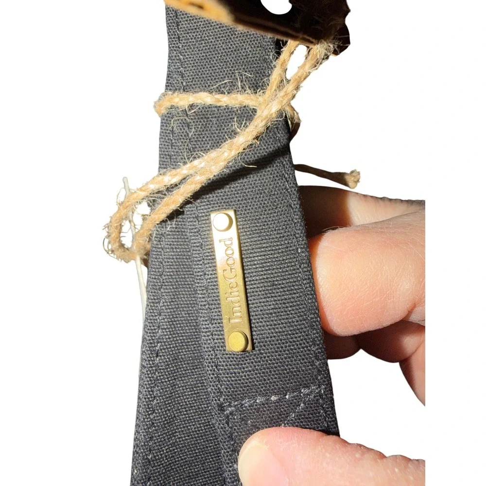 IndieGood Black Adjustable Canvas Web Dog Leash Gold Metal Clasp‎ Large 6ft NWT